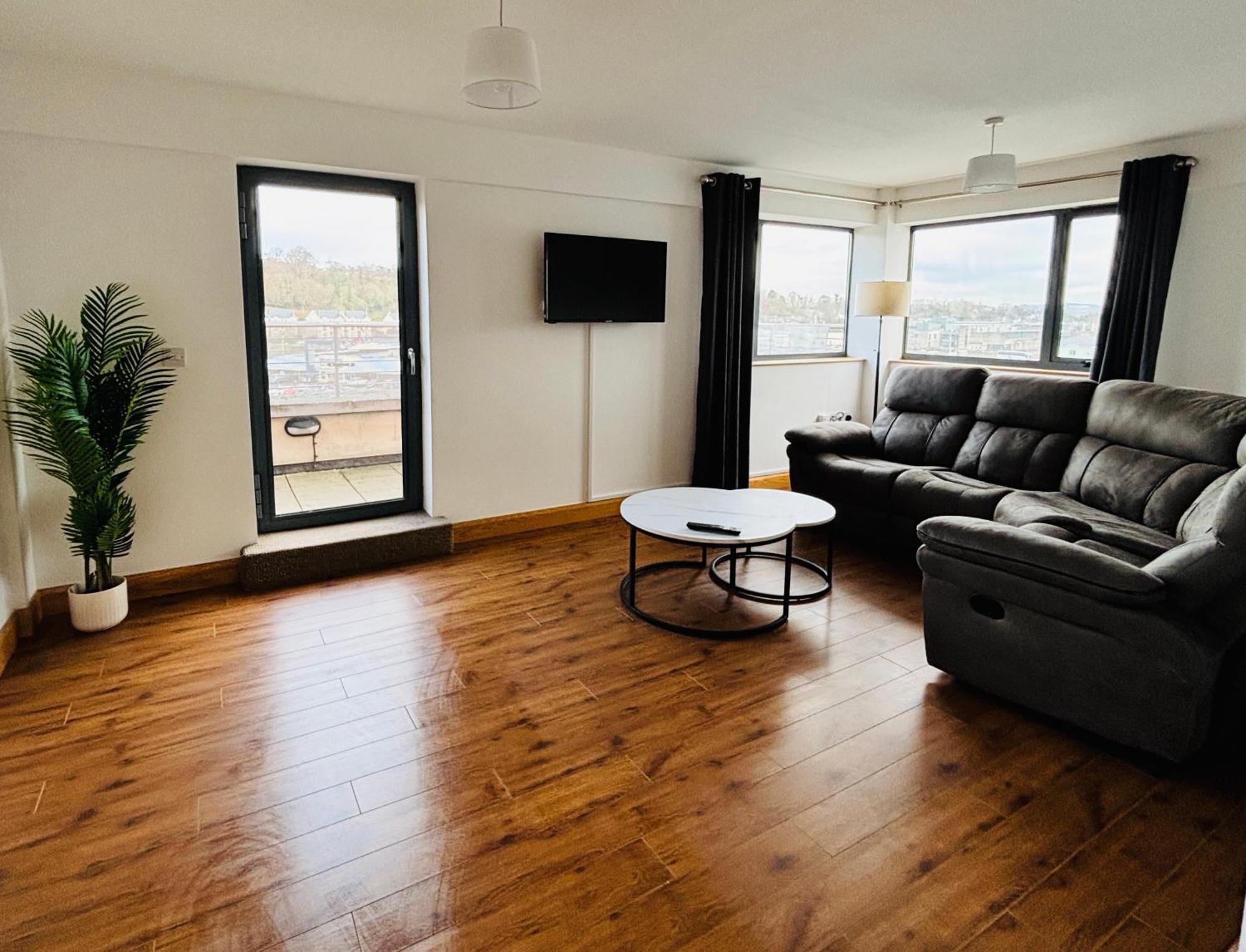 Port House Letterkenny Wild Atlantic Apartments Exterior foto